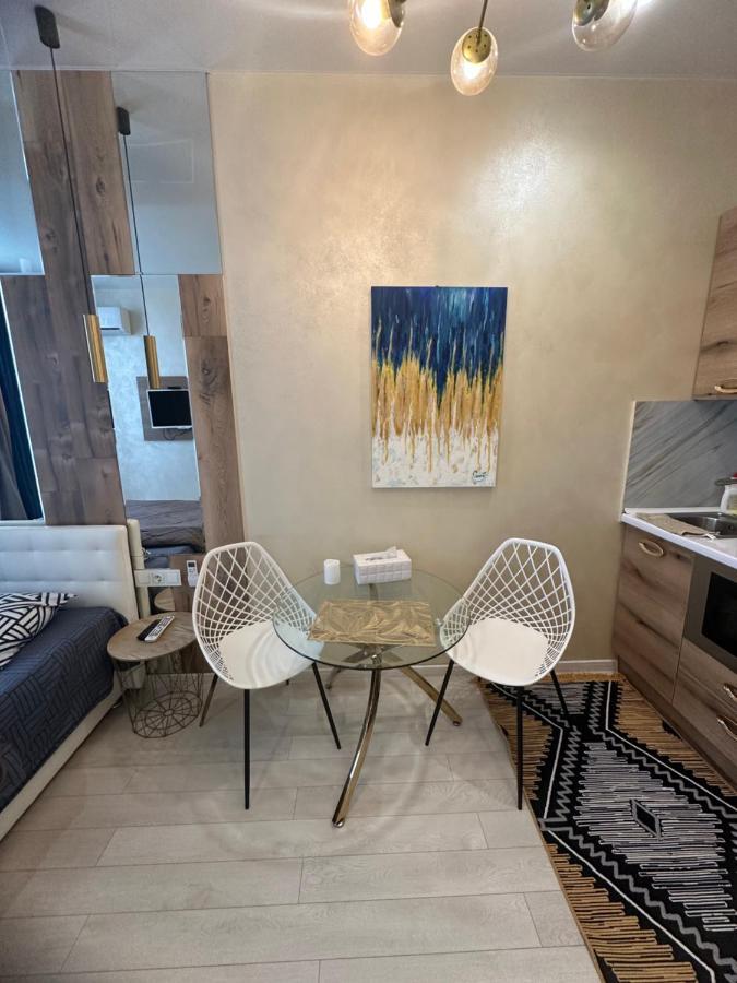 Studio On A Residential Complex French Quarter 2 Киев Экстерьер фото